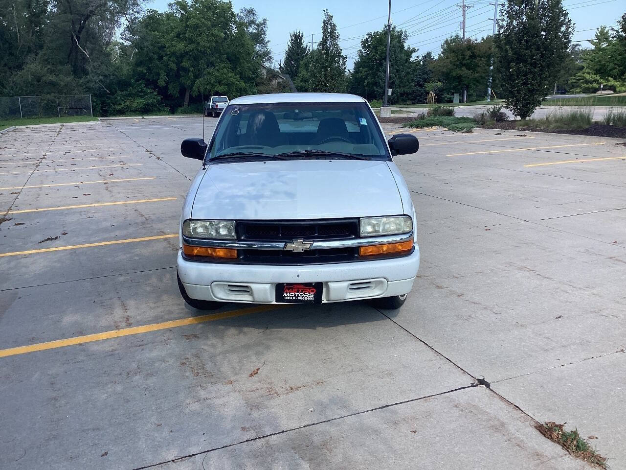 Used 1999 Chevrolet S10 Pickup LS w/ Preferred Equipment Group RWD image 2