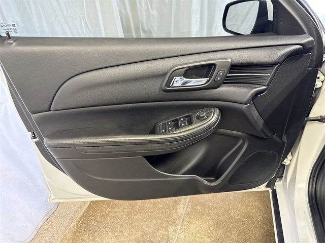 Used 2016 Chevrolet Malibu LT w/ Power Convenience Package image 22