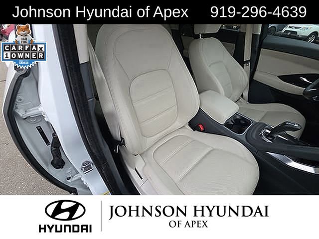 Used 2020 Jaguar E-PACE SE image 33