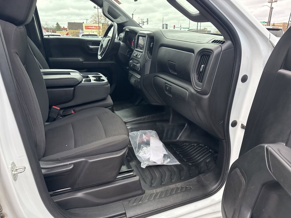 Used 2024 Chevrolet Silverado 1500 W/T w/ WT Value Package image 33