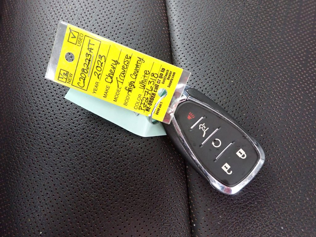 Used 2023 Chevrolet Traverse High Country image 44