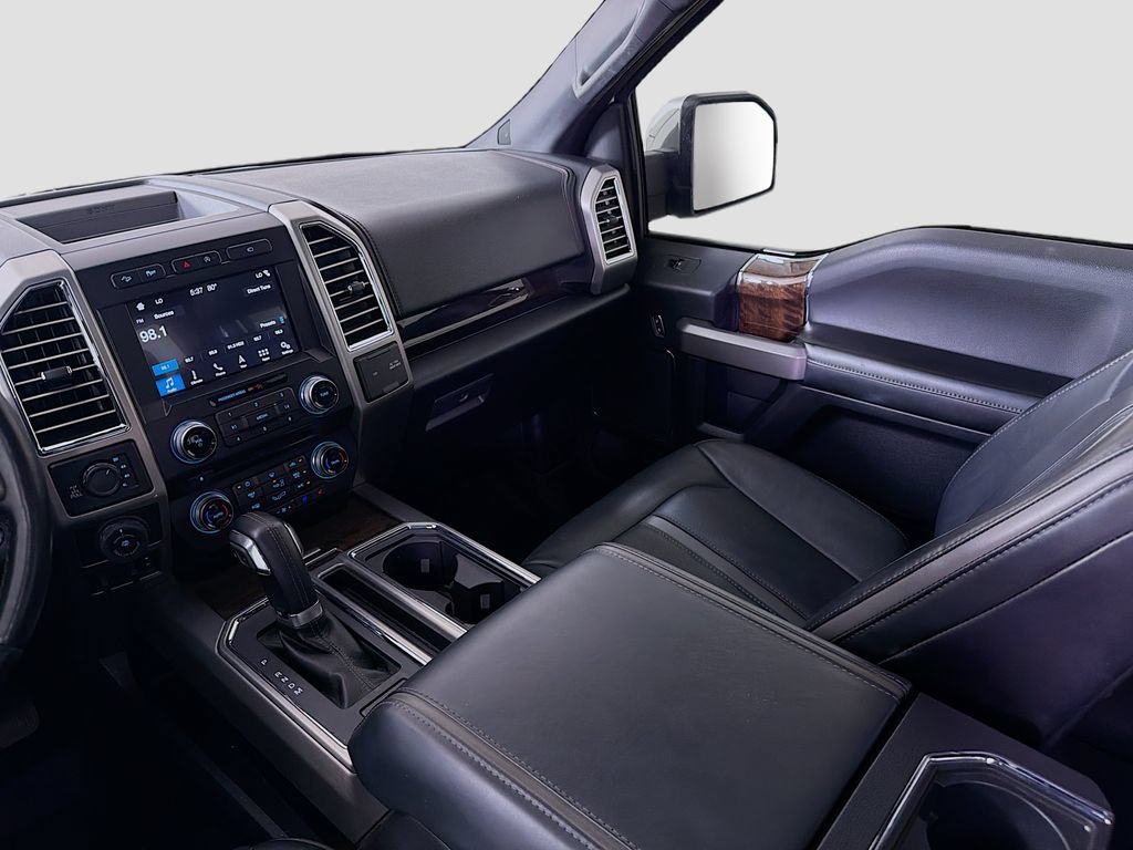 Used 2017 Ford F150 Platinum w/ Equipment Group 701A Luxury AWD/4WD image 28