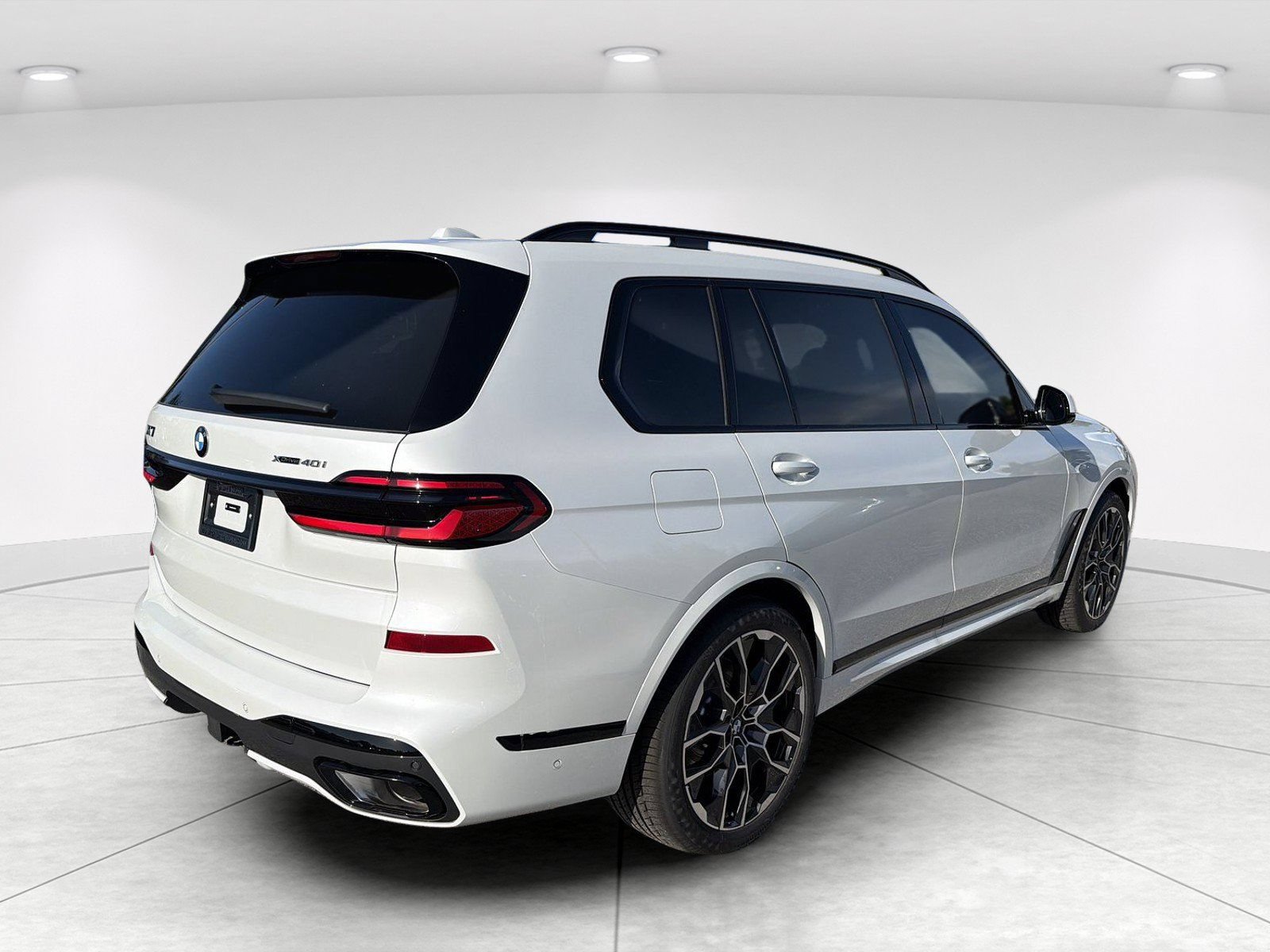 New 2027 BMW X7 xDrive40i w/ Executive Package AWD/4WD image 4
