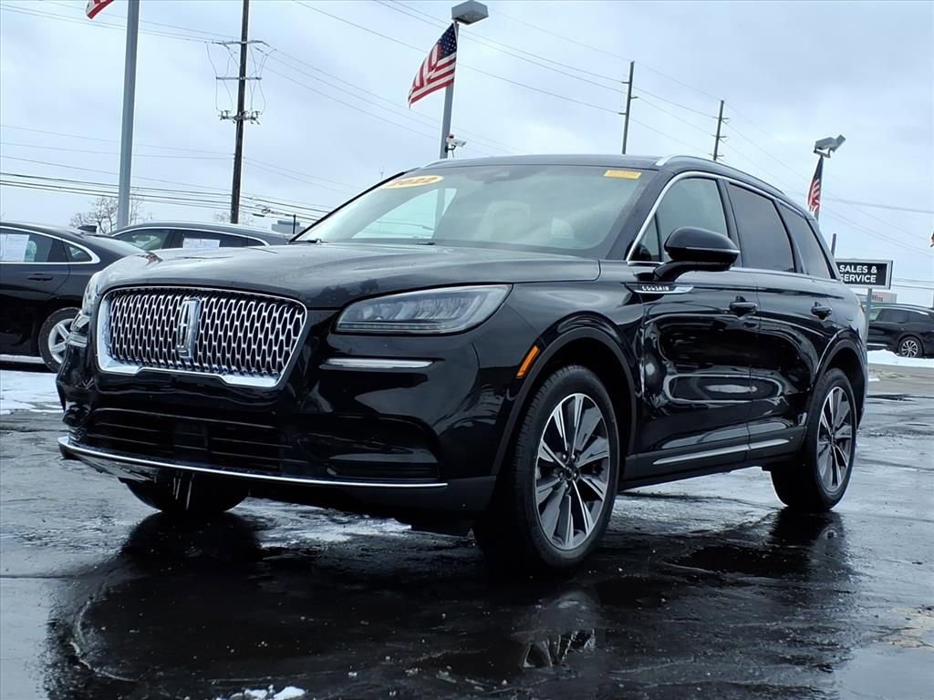 Certified 2022 Lincoln Corsair Reserve w/ Elements Package image 3