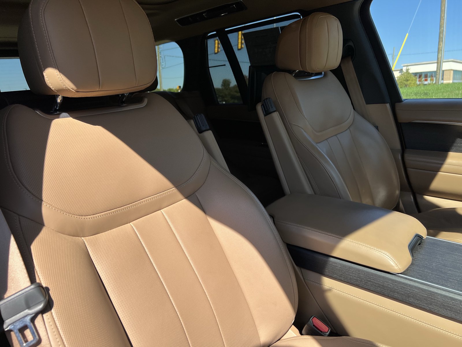 Used 2024 Land Rover Range Rover SE AWD/4WD image 34