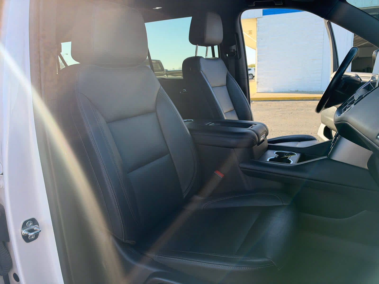 Certified 2021 Chevrolet Suburban LT w/ LT Signature Package AWD/4WD image 27