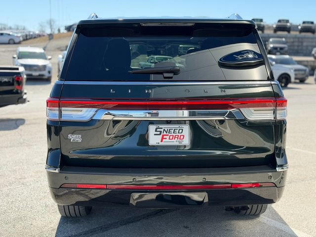 Used 2022 Lincoln Navigator Black Label AWD/4WD image 6