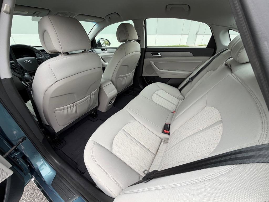 Used 2016 Hyundai Sonata SE FWD image 27