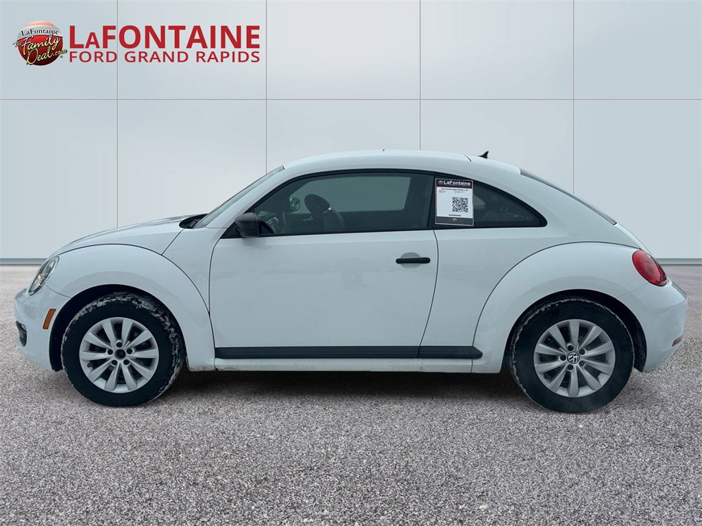 Used 2015 Volkswagen Beetle 1.8T image 4