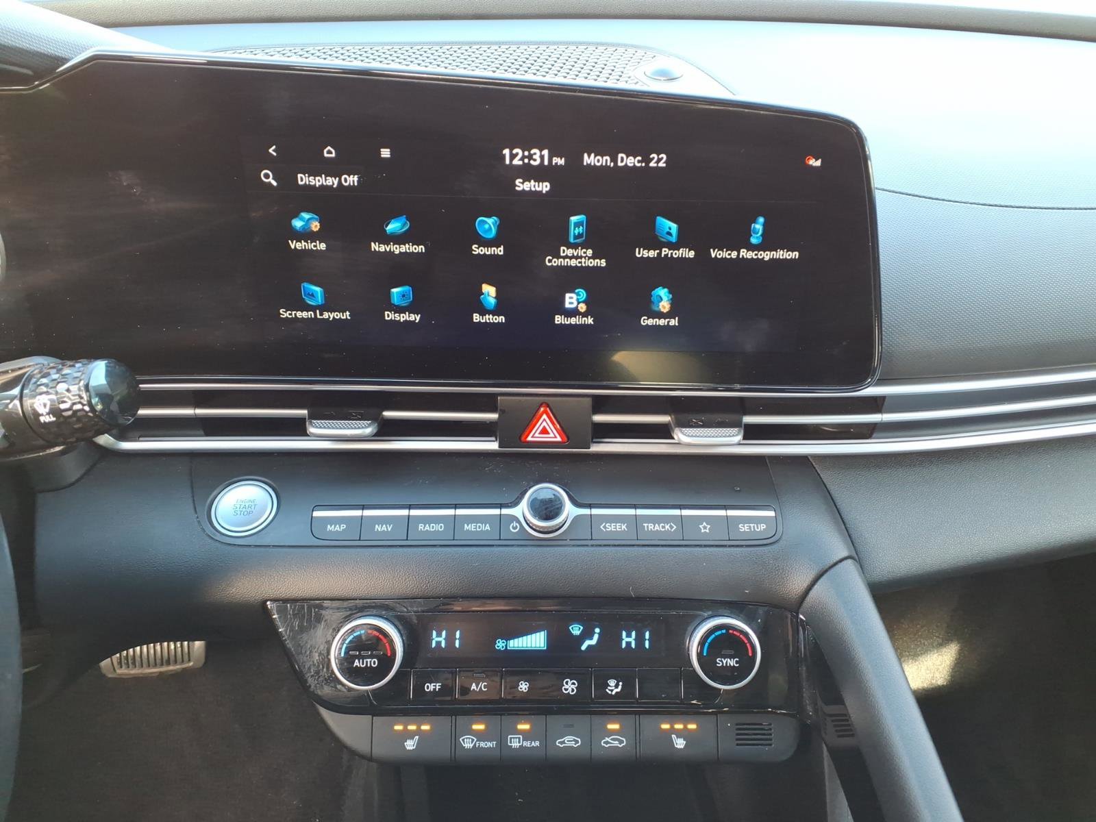 Certified 2023 Hyundai Elantra Limited image 19