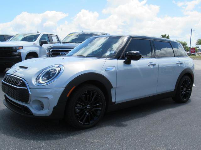 Used 2022 MINI Cooper Clubman S w/ Signature Upholstery Package FWD image 1