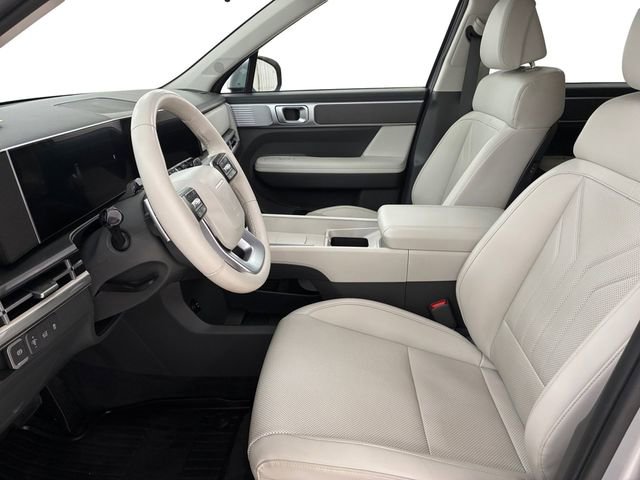 Used 2025 Hyundai Santa Fe SEL image 12