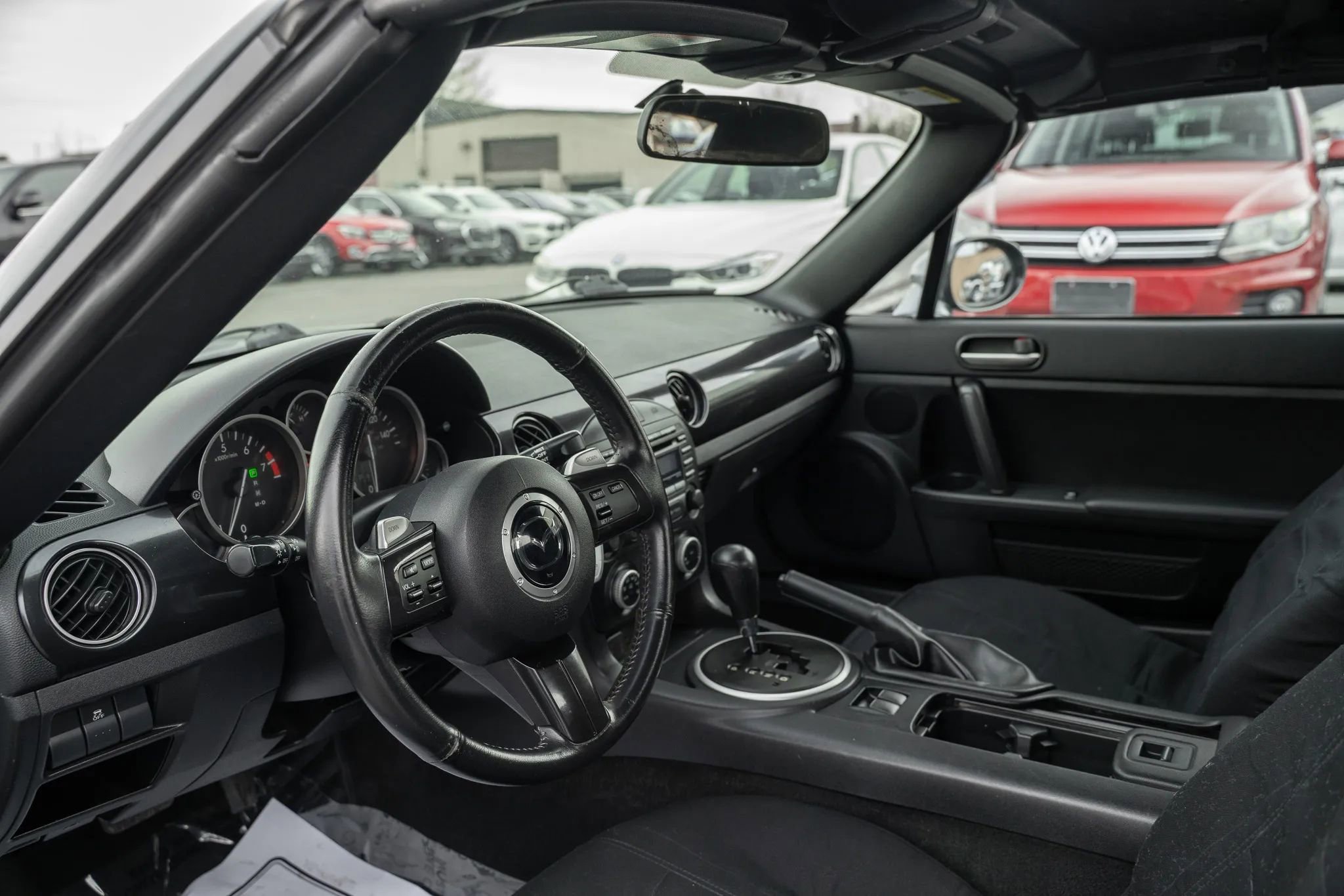 Used 2013 MAZDA MX-5 Miata Sport image 10