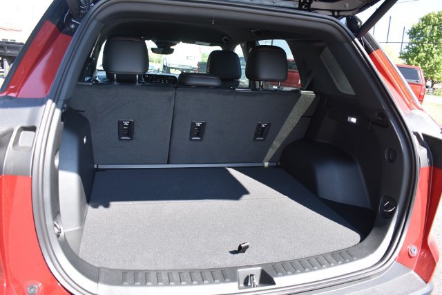 New 2027 Chevrolet Equinox RS w/ Safety and Technology Package FWD image 18