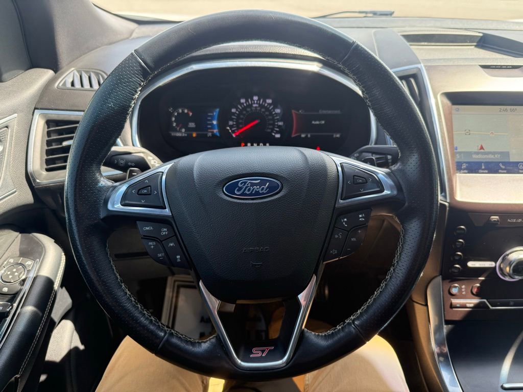Used 2020 Ford Edge ST w/ Equipment Group 401A AWD/4WD image 14