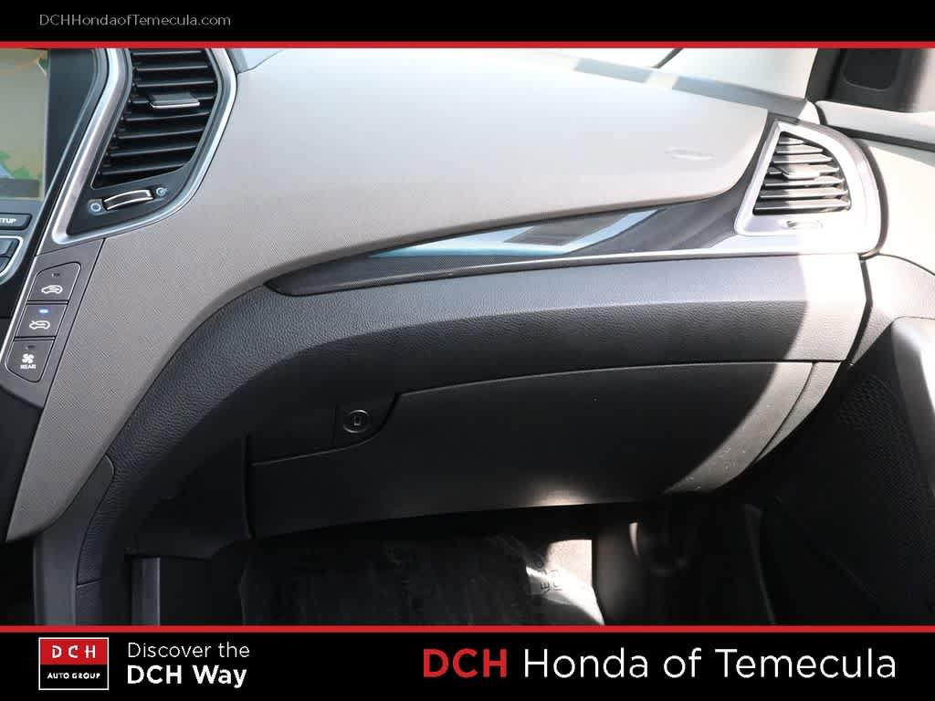 Used 2015 Hyundai Santa Fe GLS w/ Option Group 03 FWD image 14