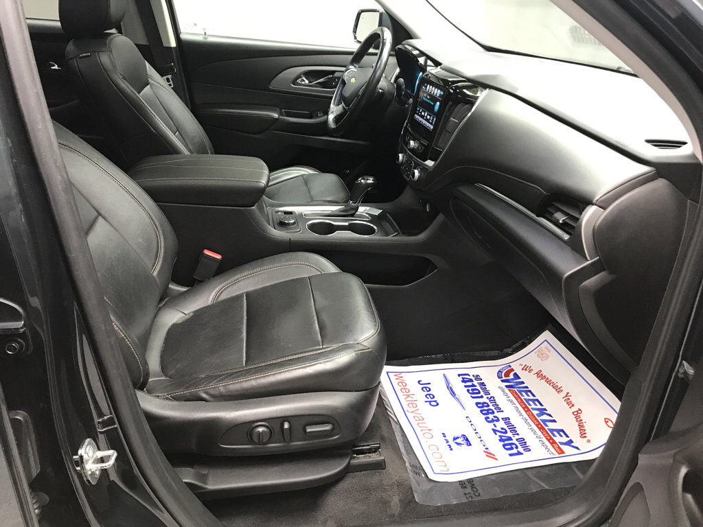 Used 2019 Chevrolet Traverse LT w/ LT Premium Package AWD/4WD image 18