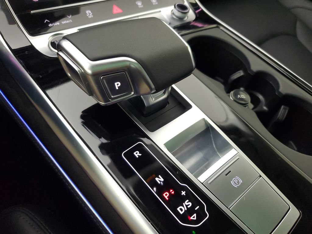 Used 2023 Audi Q8 Prestige AWD/4WD image 33