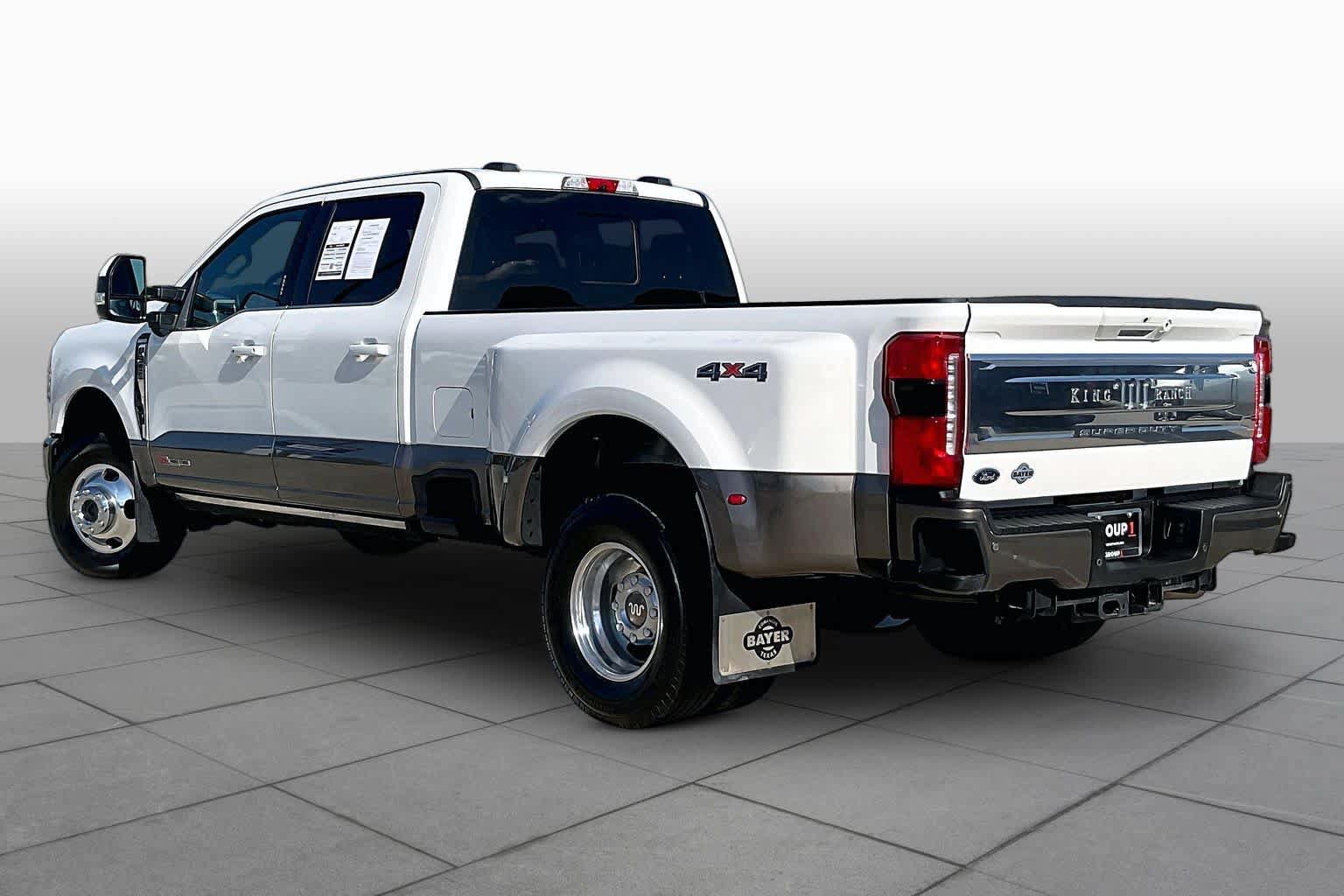 Used 2023 Ford F350 King Ranch AWD/4WD image 11