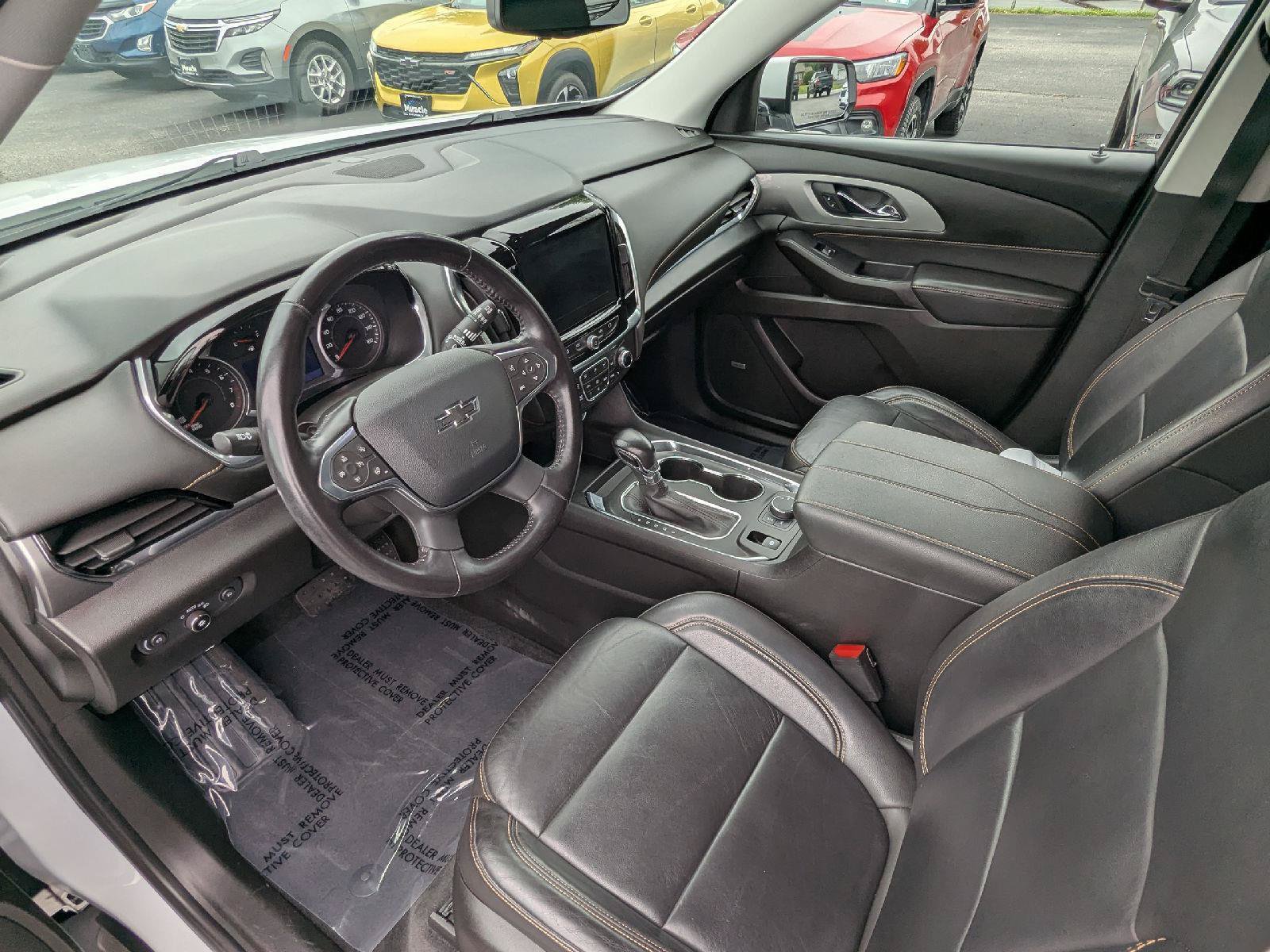 Used 2021 Chevrolet Traverse RS AWD/4WD image 13