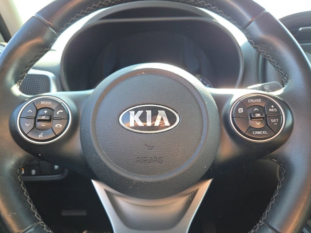 Used 2020 Kia Soul GT-Line w/ GT 2.0L Power Sunroof Package image 28