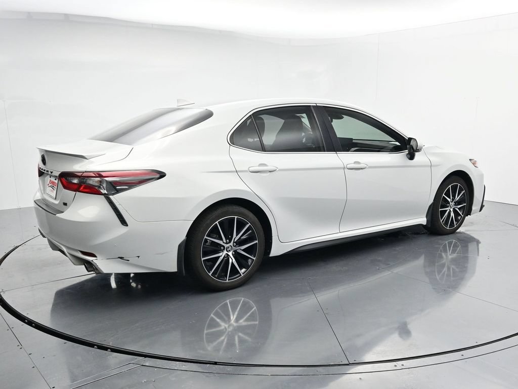 Used 2023 Toyota Camry SE w/ Audio Upgrade Package FWD image 8