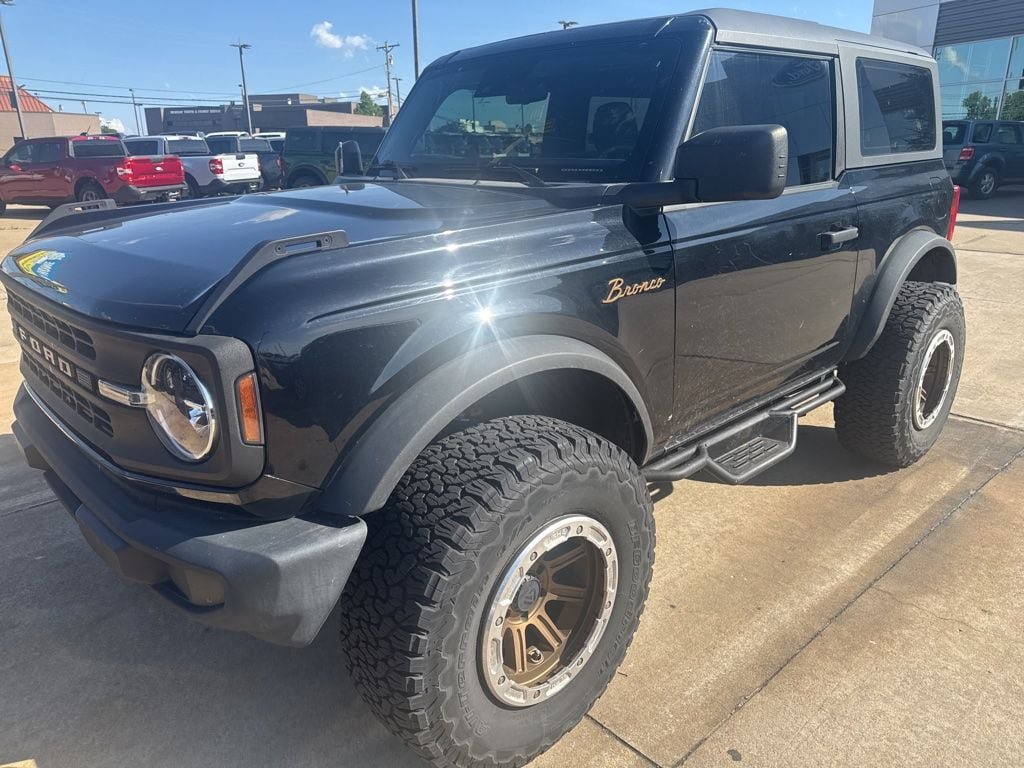 Used 2022 Ford Bronco 2-Door AWD/4WD image 3