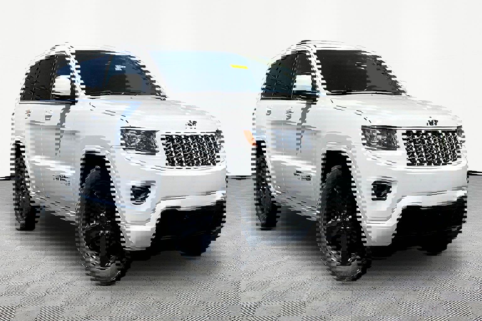 Used 2015 Jeep Grand Cherokee Altitude image 3