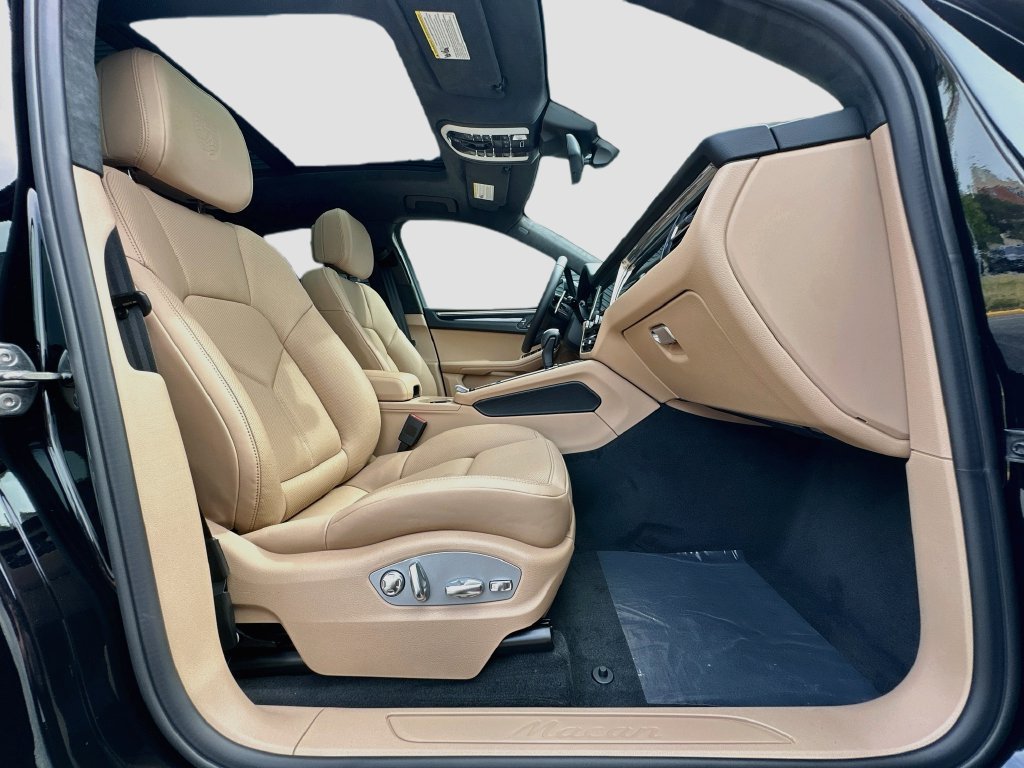 New 2026 Porsche Macan AWD/4WD image 29