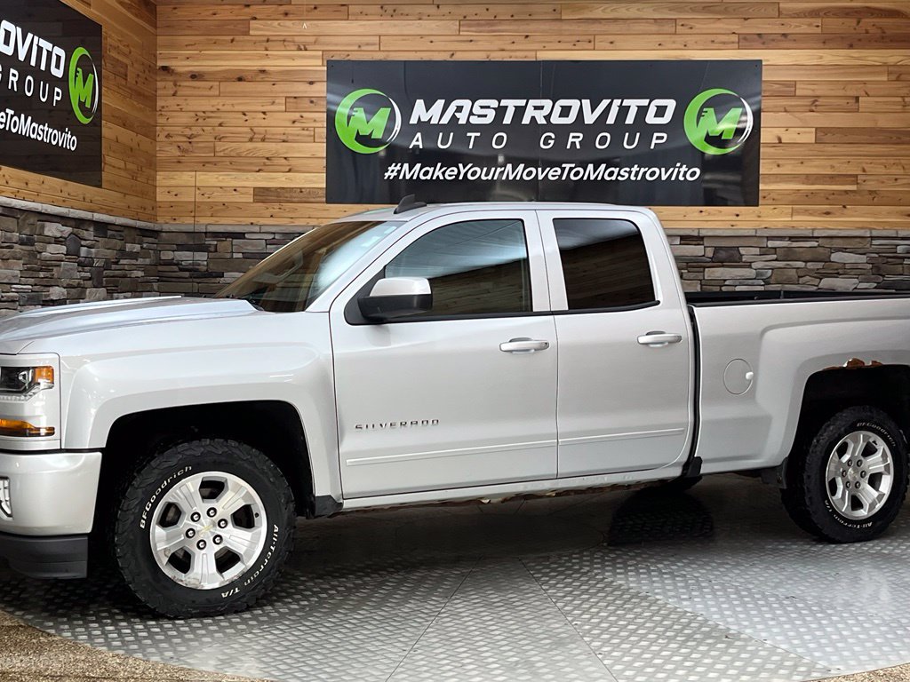 Used 2018 Chevrolet Silverado 1500 LT w/ All Star Edition AWD/4WD image 14