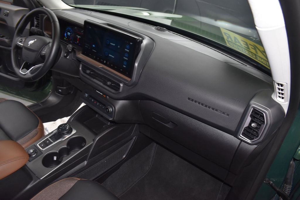 Used 2025 Ford Bronco Sport Outer Banks w/ Outer Banks Tech Package+ AWD/4WD image 41