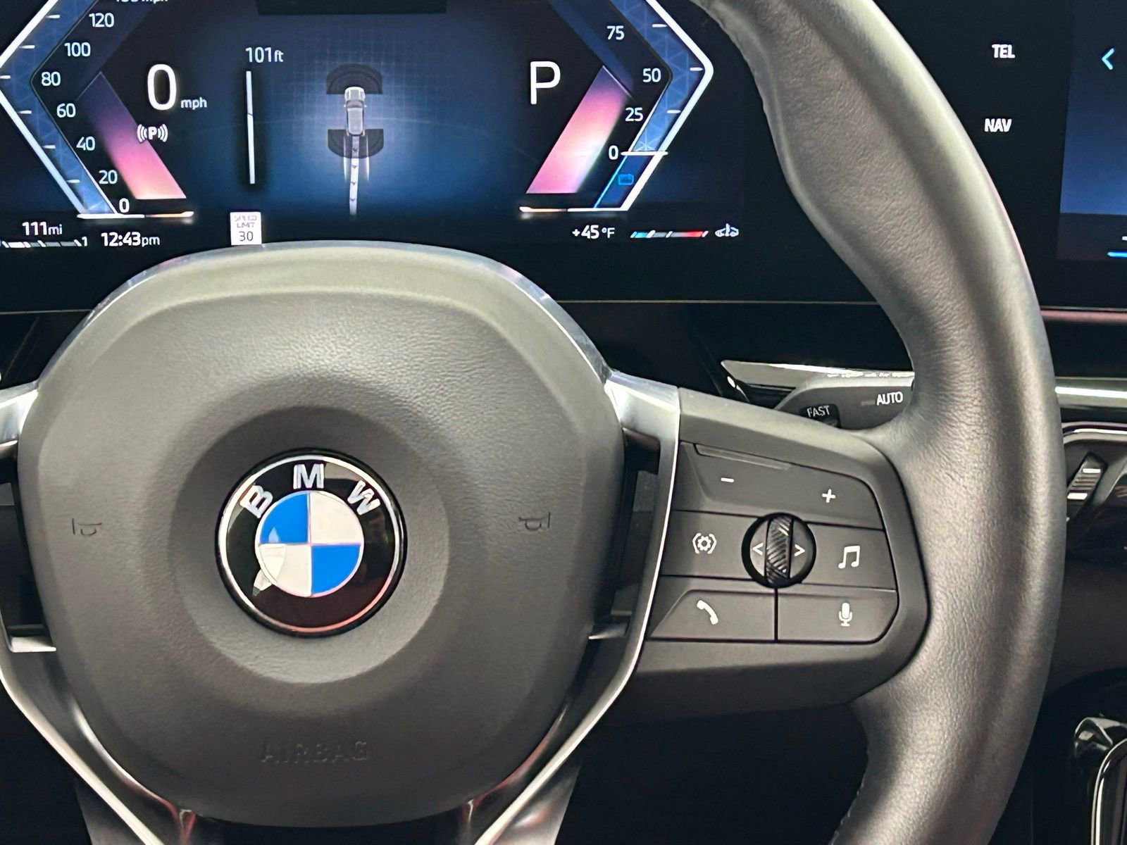 Used 2025 BMW X1 xDrive28i w/ Technology Package image 13