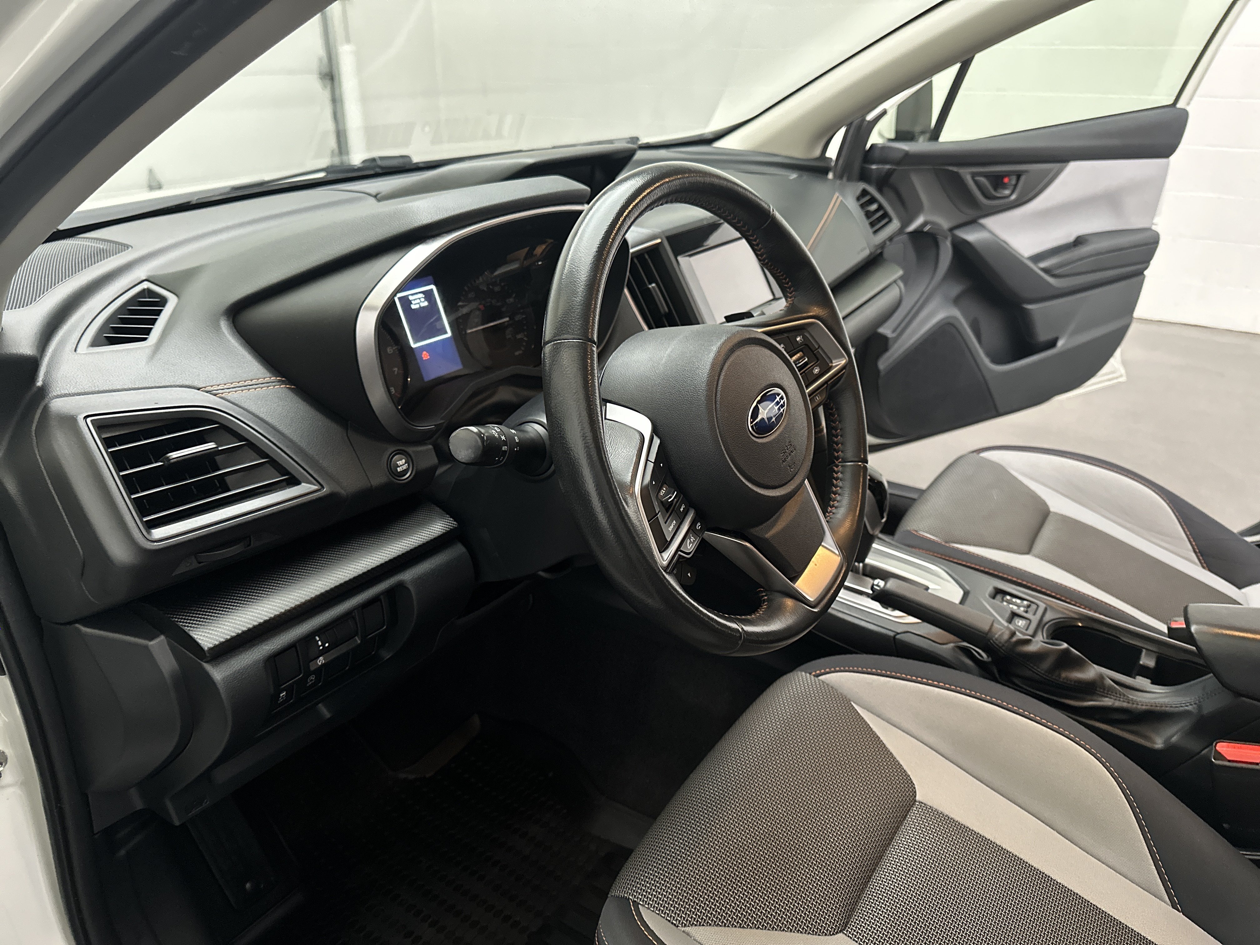 Used 2022 Subaru Crosstrek 2.0i Premium AWD/4WD image 15