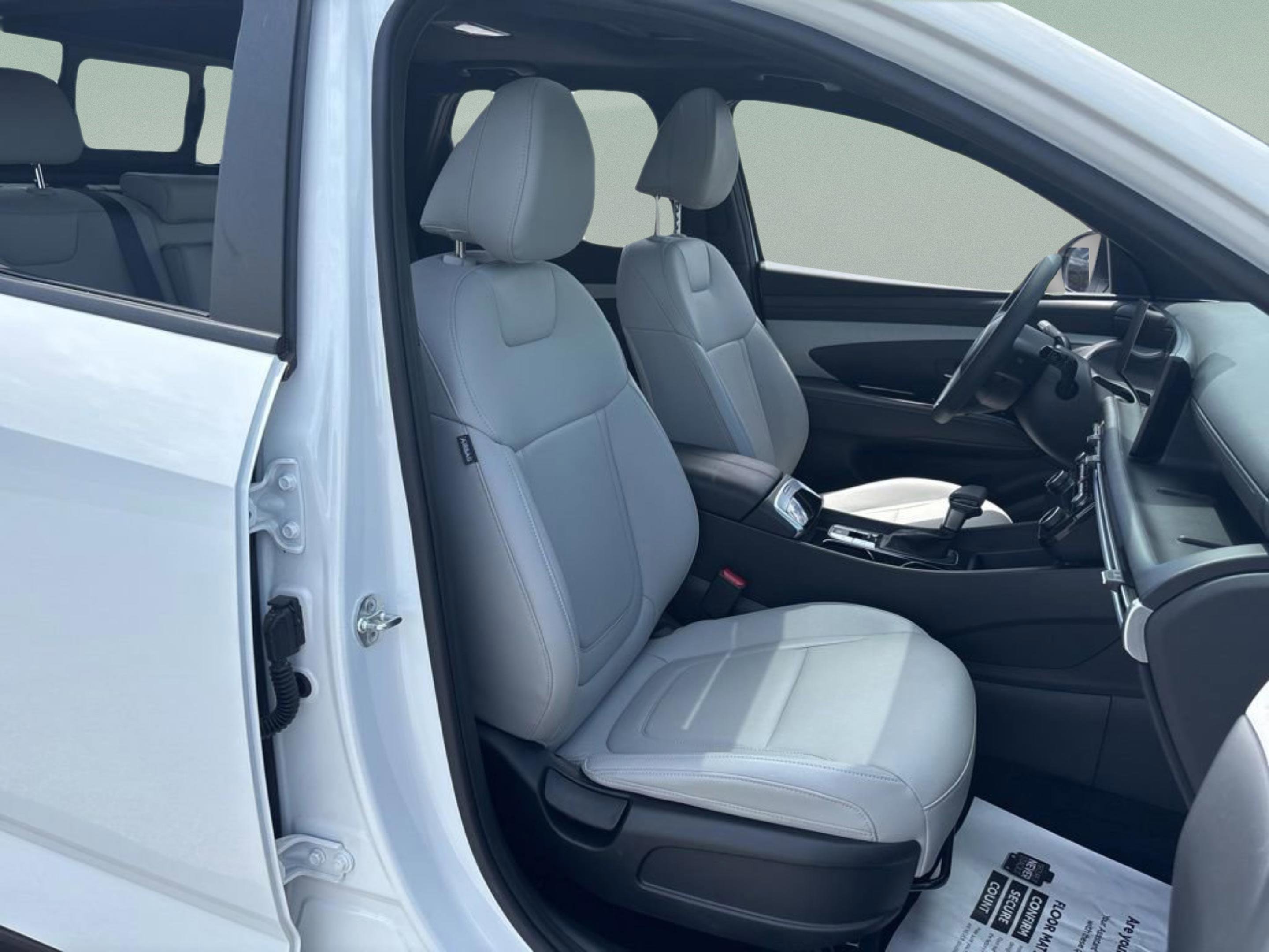 Used 2025 Hyundai Santa Cruz SEL image 36