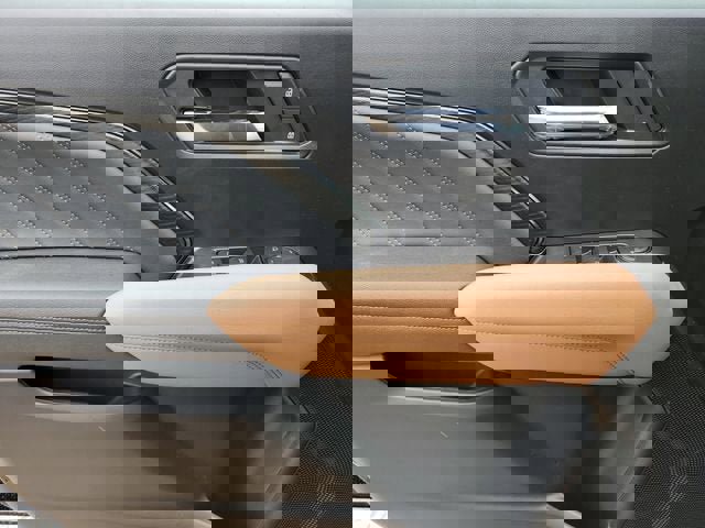 New 2026 GMC Canyon AT4 image 17