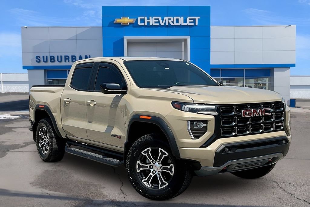 Used 2023 GMC Canyon AT4 w/ LPO, Skid Plate Package AWD/4WD image 2