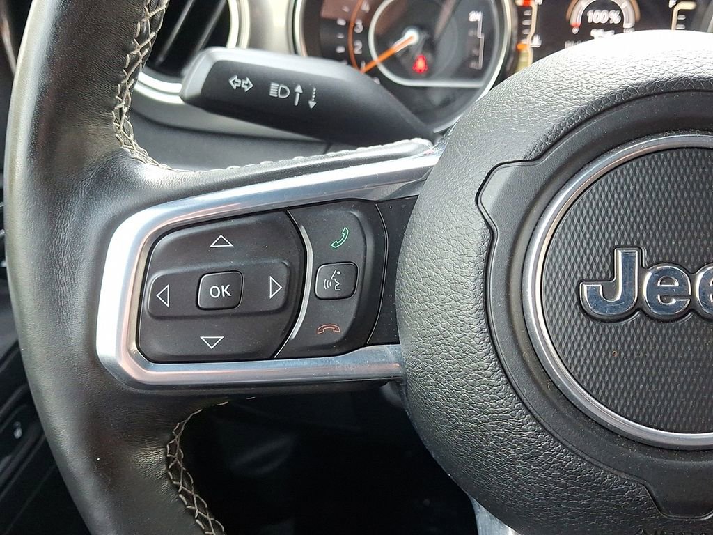 Used 2021 Jeep Wrangler Unlimited Sahara AWD/4WD image 17