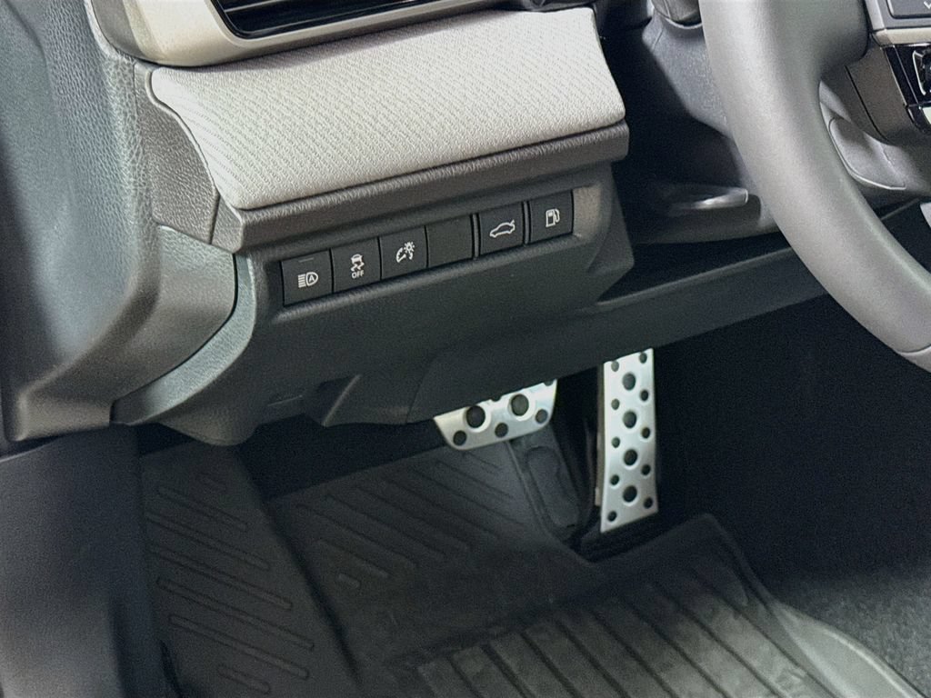 New 2026 Toyota Camry SE AWD/4WD image 10