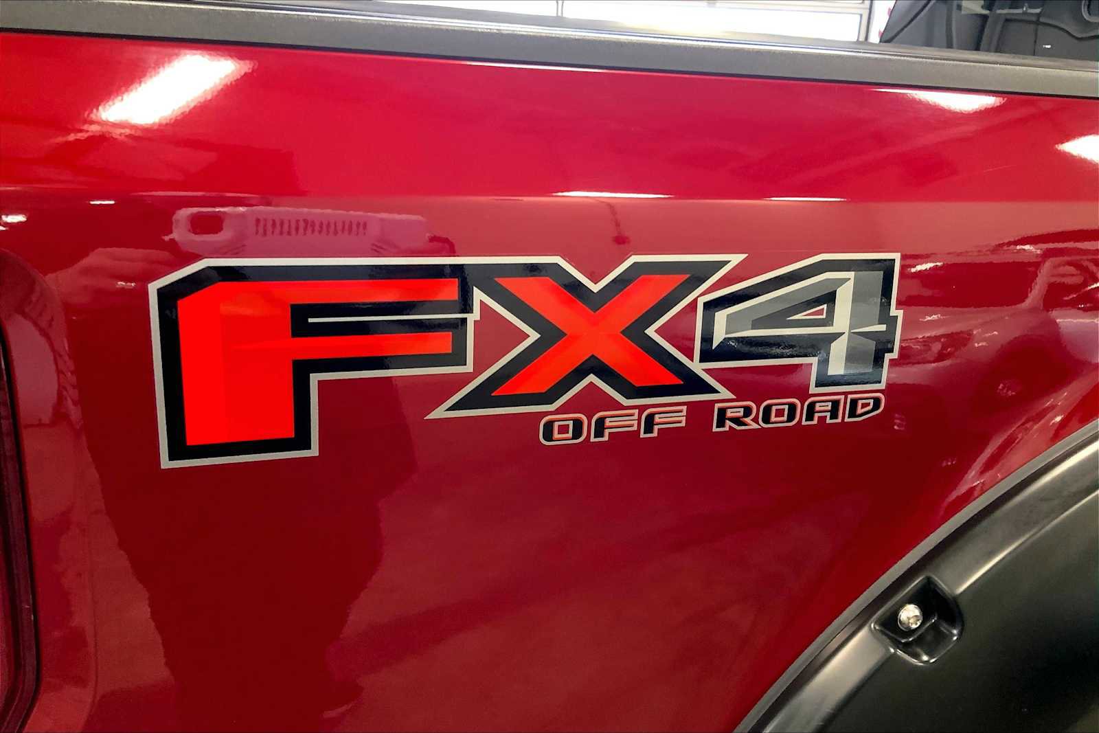 Used 2017 Ford F350 Lariat w/ Lariat Ultimate Package image 9