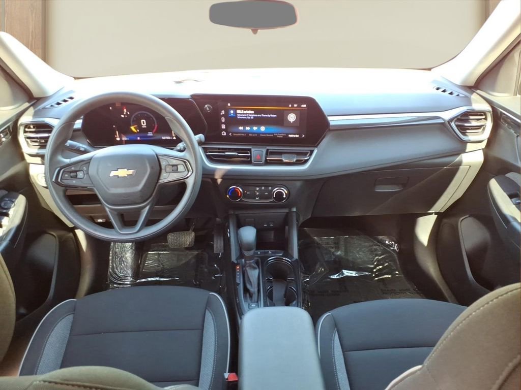 Certified 2024 Chevrolet TrailBlazer LS w/ LS Convenience Package FWD image 23