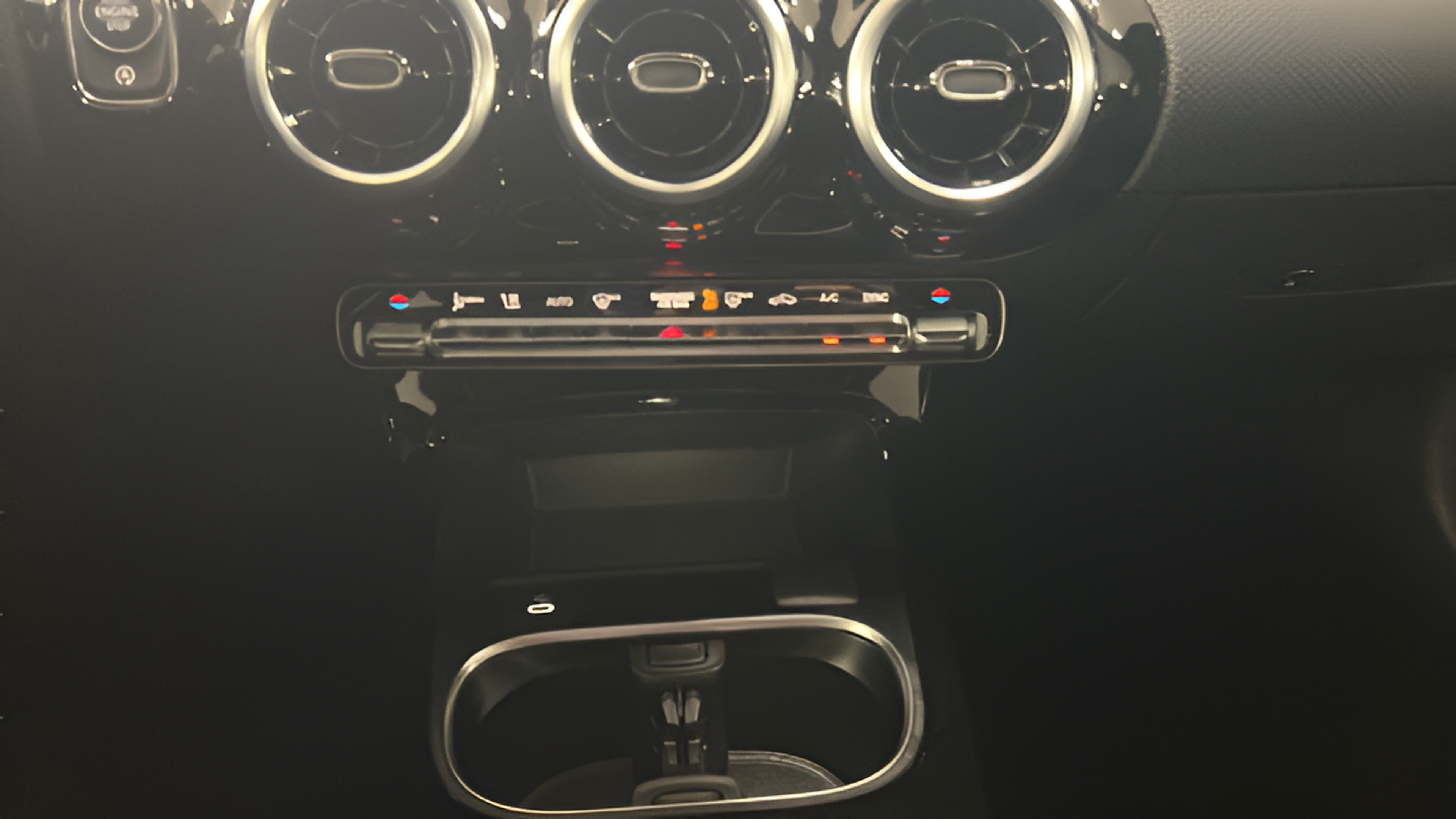 Certified 2026 Mercedes-Benz CLA 250 4MATIC image 20