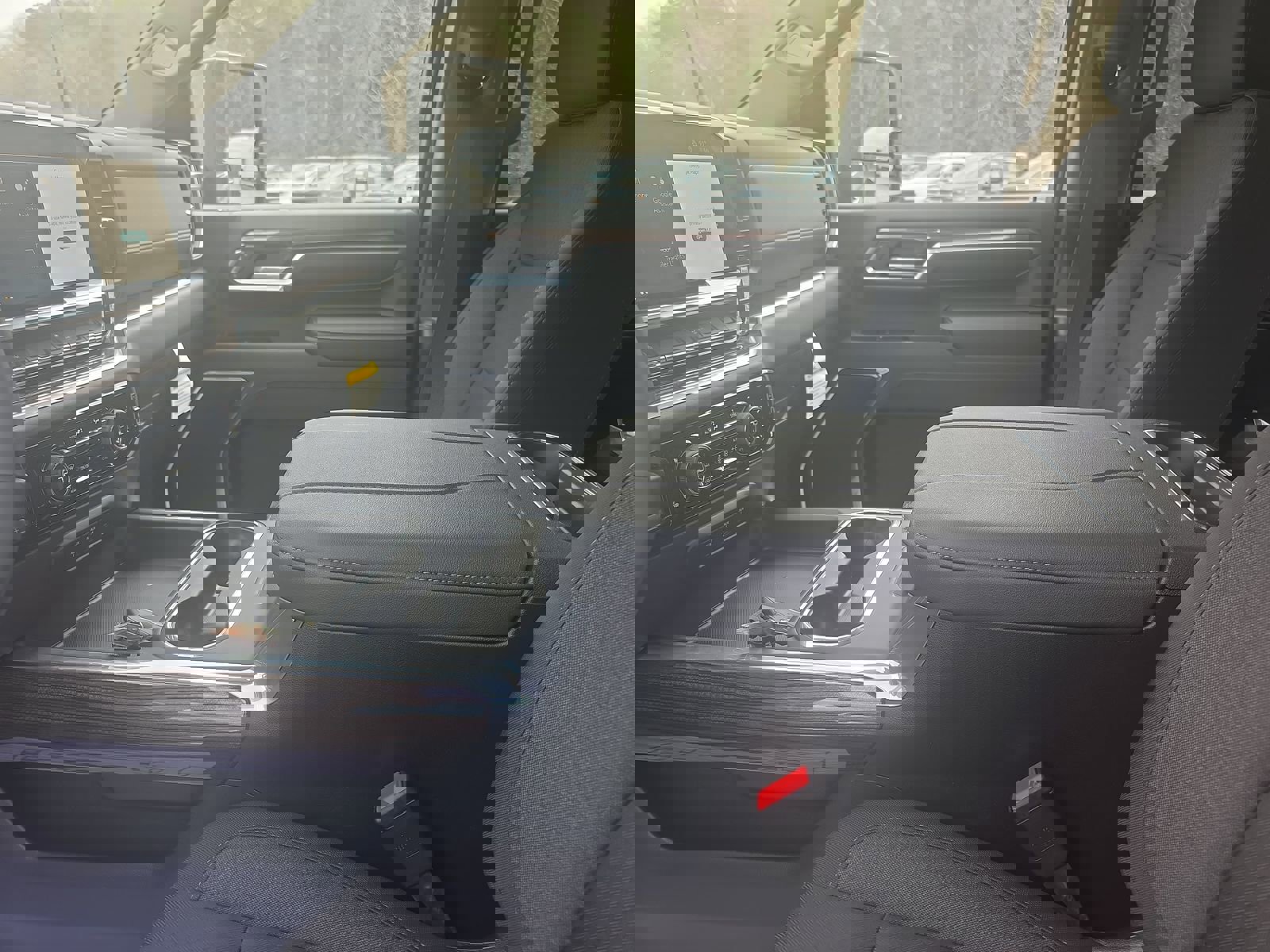 New 2026 Chevrolet Silverado 3500 LT w/ Convenience Package image 23