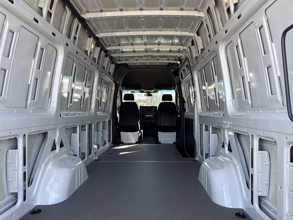 New 2025 Mercedes-Benz Sprinter 2500 image 14