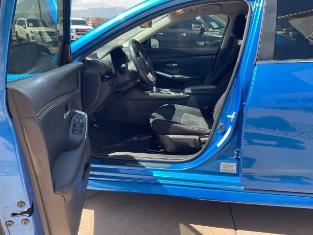 Used 2020 Nissan Sentra SR w/ Electronics Package FWD image 8