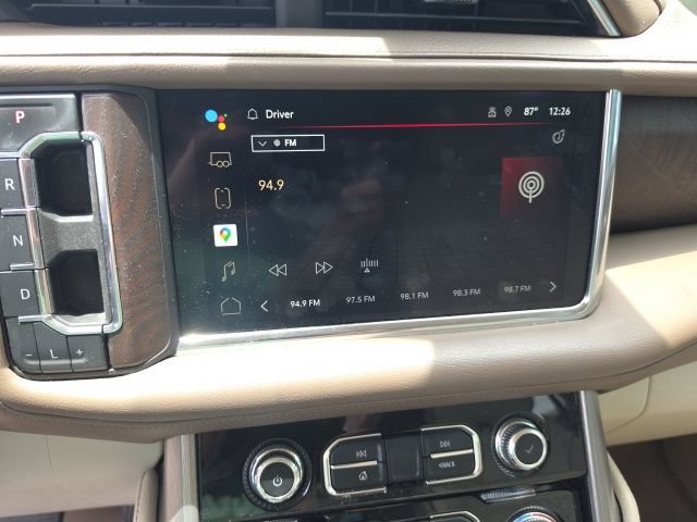 Used 2022 GMC Yukon Denali RWD image 11