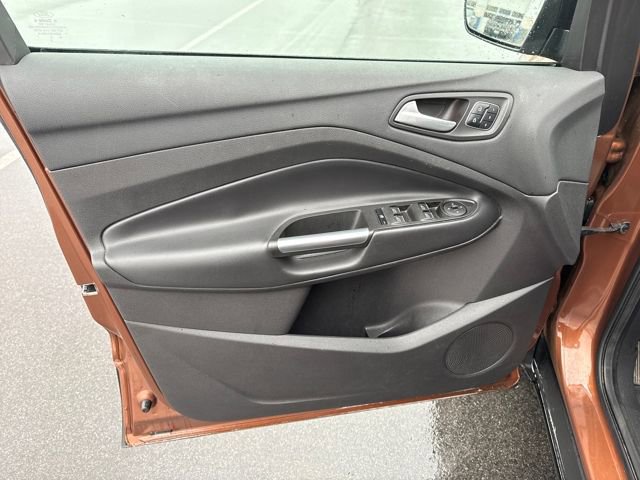 Used 2017 Ford Escape Titanium image 23