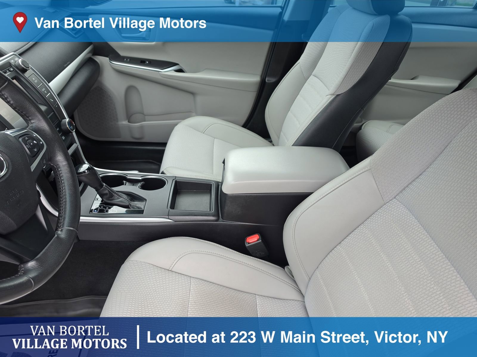 Used 2017 Toyota Camry SE FWD image 11