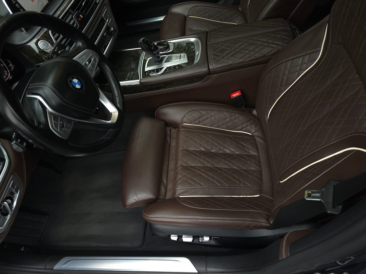 Used 2020 BMW 750i xDrive w/ Executive Package AWD/4WD image 13