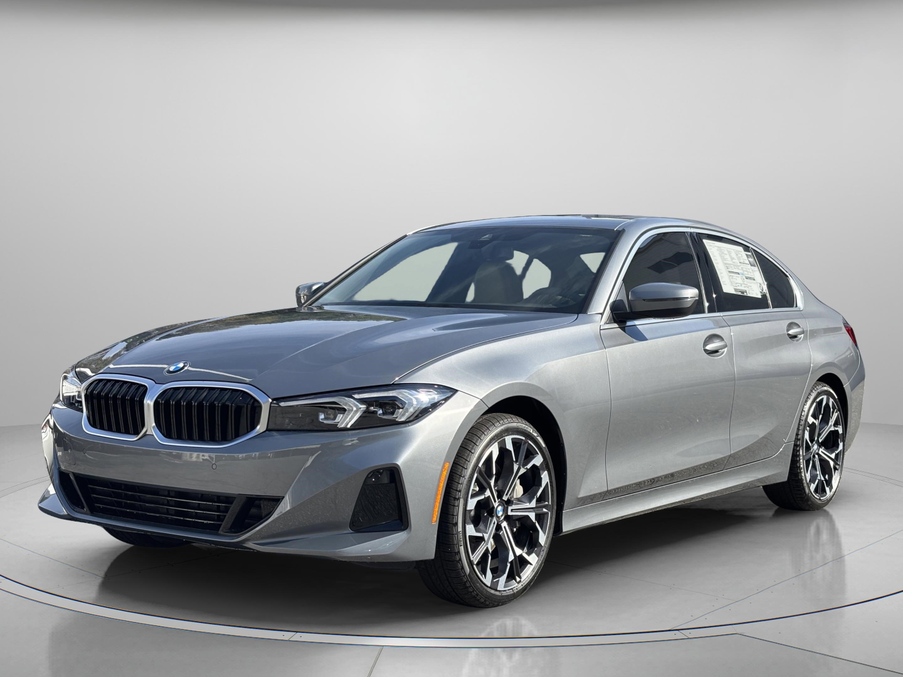 Used 2026 BMW 330i Sedan w/ Convenience Package image 2