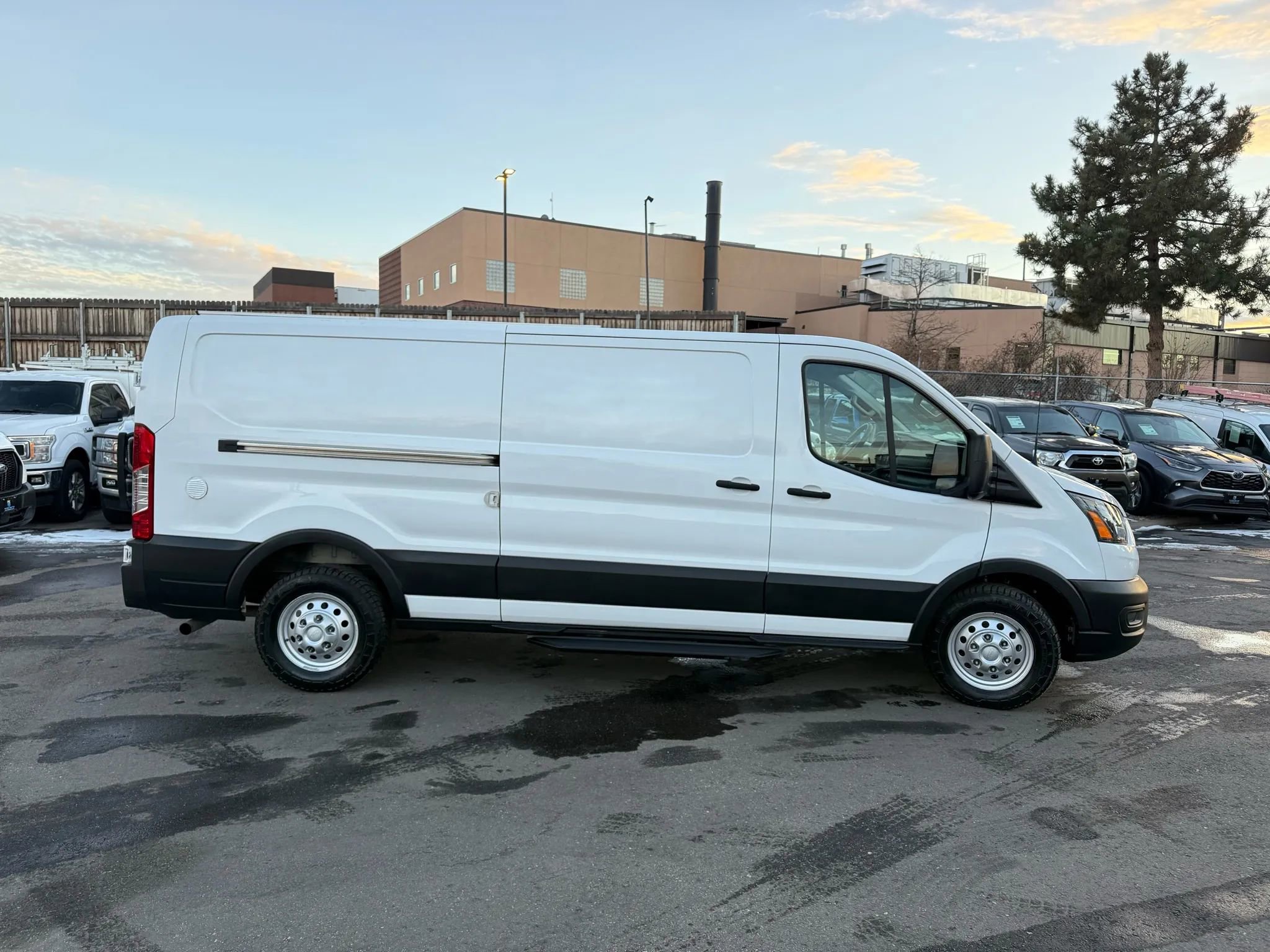 Used 2023 Ford Transit 150 Low Roof AWD image 7